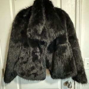 Women’s Black Faux Fur Jacket Winter Coat Soft Glam Outerwear L